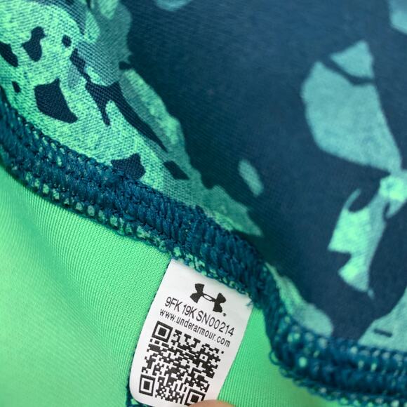 Under Armour Cropped Leggings Womens Sz Large Compression Heat Gear Green Print - Picture 6 of 6
